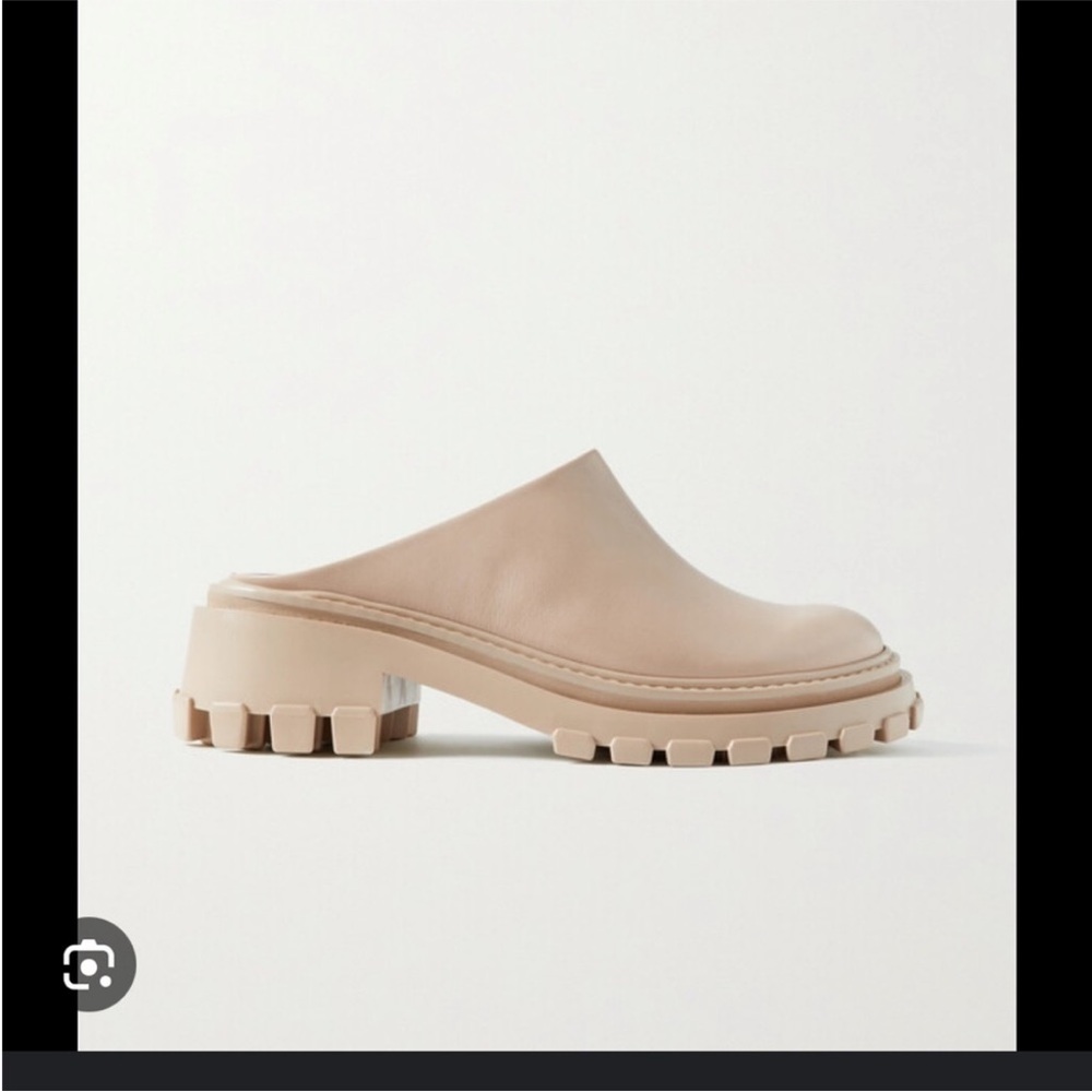 Porte & Paire Beige Leather Mules/Clogs/Slippers size 37 - Picture 2 of 5